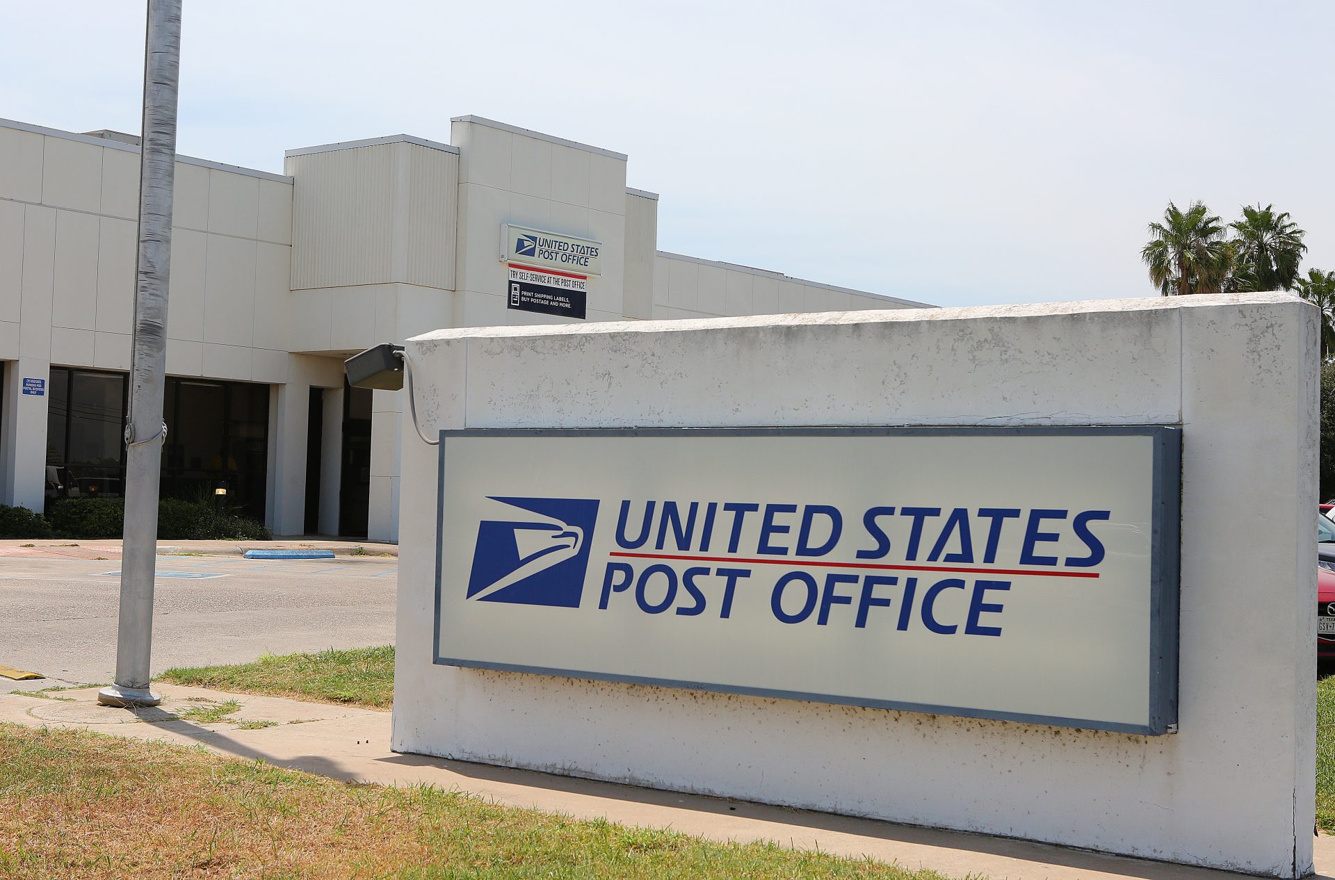 Texas lawmakers push back on McAllen post office consolidation plans