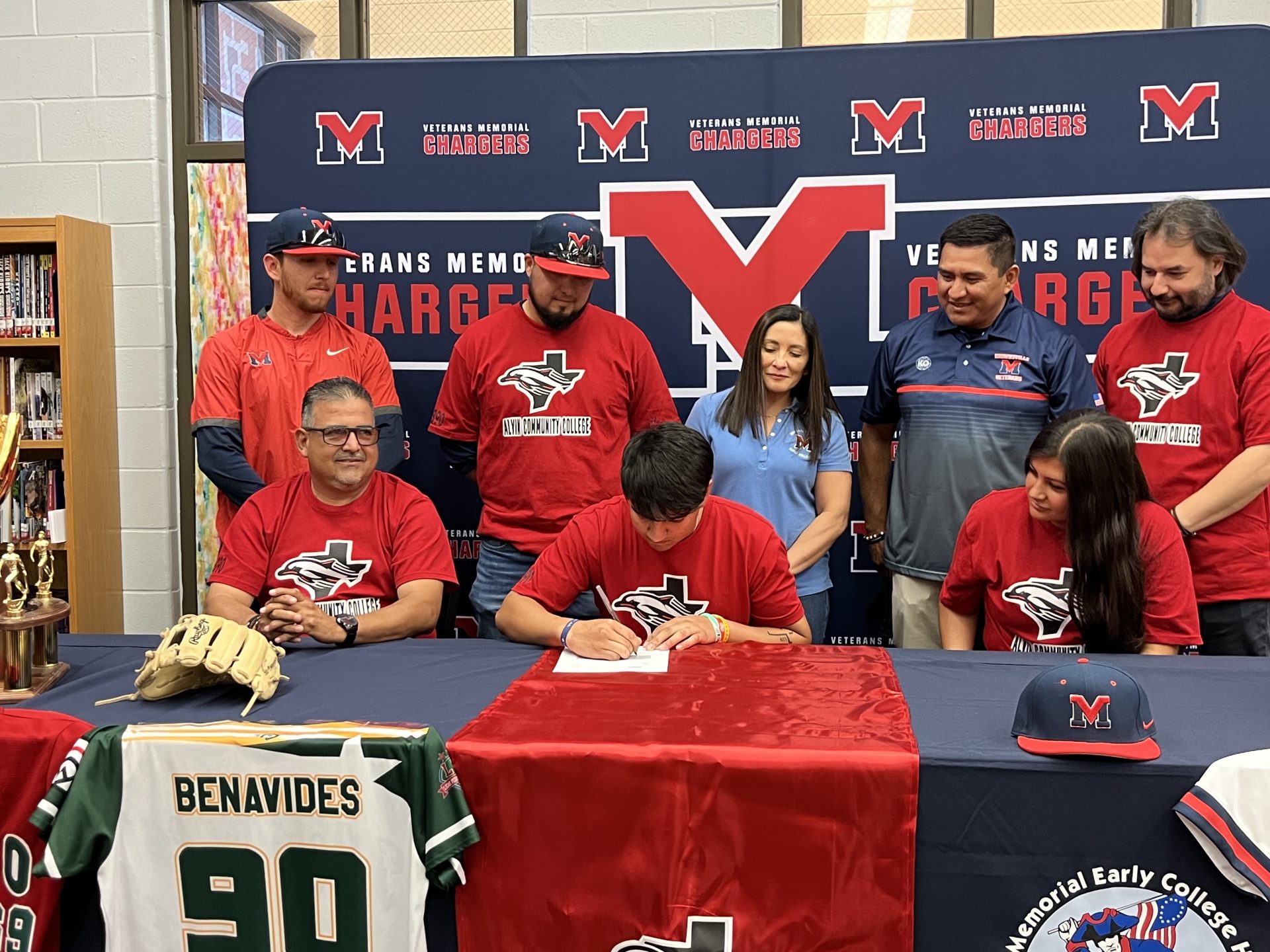 Garza has lofty goals for Chargers as he signs to play college baseball