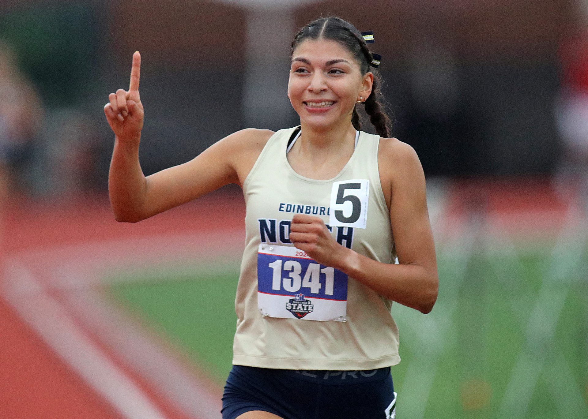 Edinburg North’s Leal defends state crown