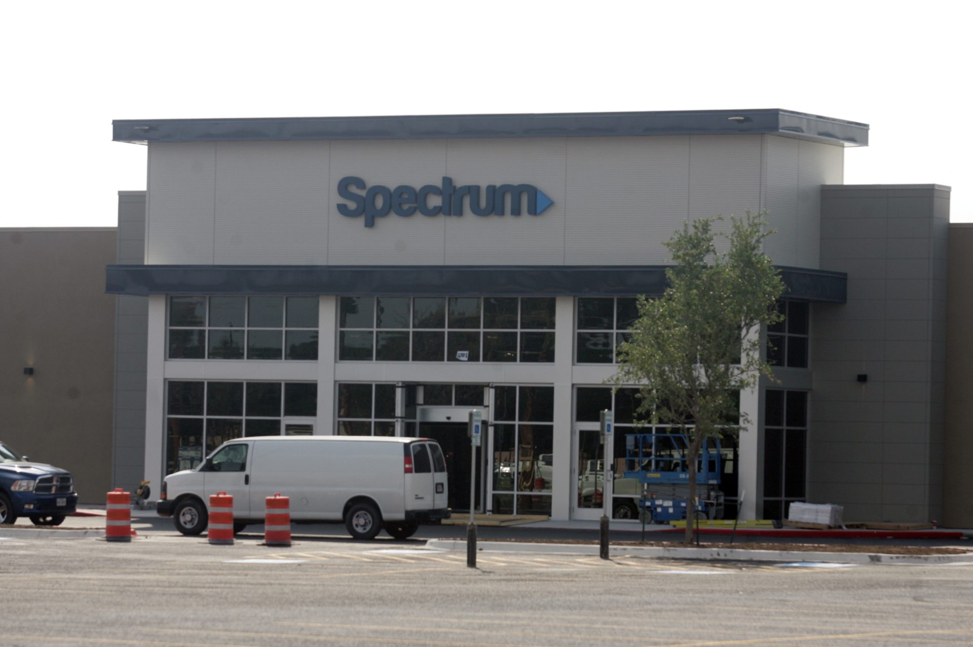 Texas reacts with disgust to Spectrum’s massive internet outage