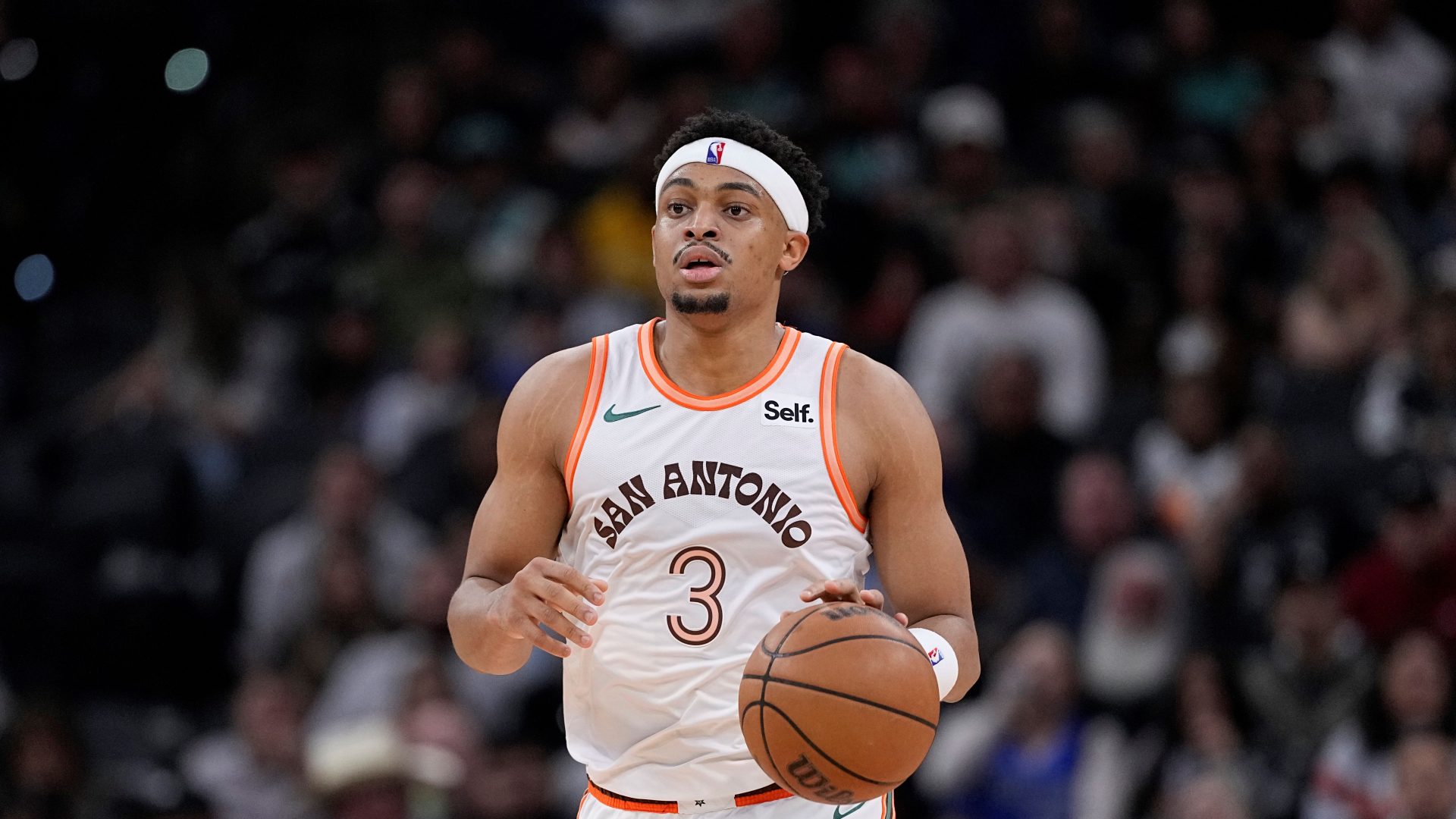 Keldon Johnson of San Antonio Spurs to sign autographs at SPI